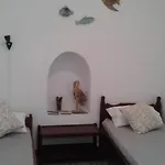 Ostria - Spilia Síkinos