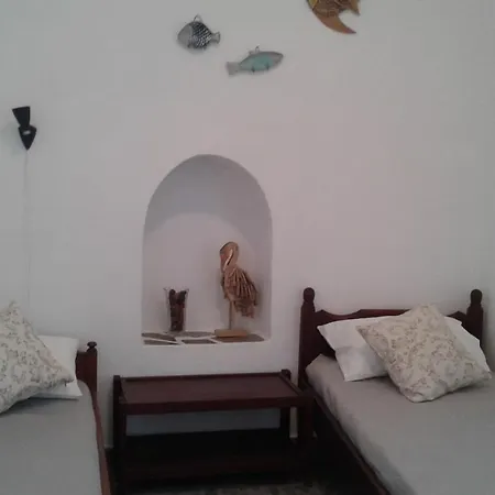 Ostria - Spilia Síkinos