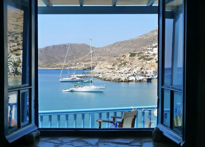 Ostria - Spilia Апартаменты Сикинос